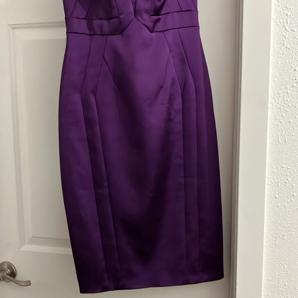 Karen Millen size 8 brand new dark purple body con retro satin cocktail dress - Picture 3 of 8